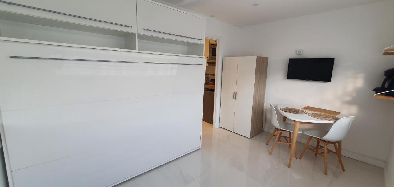 Studio confort ensoleillé - FAME Marina baie des Anges Villeneuve-Loubet Extérieur photo